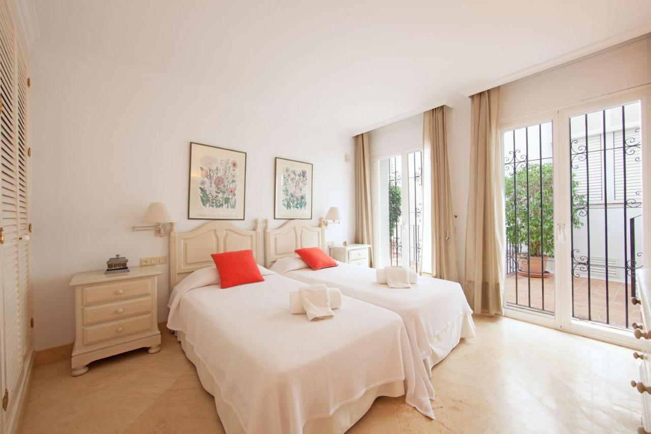White Pearl Beach Elviria Марбелья Экстерьер фото