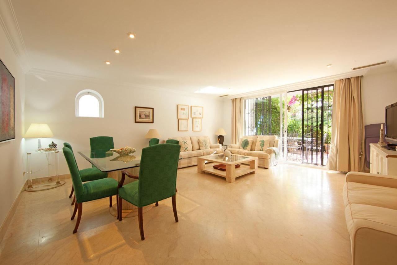White Pearl Beach Elviria Марбелья Экстерьер фото