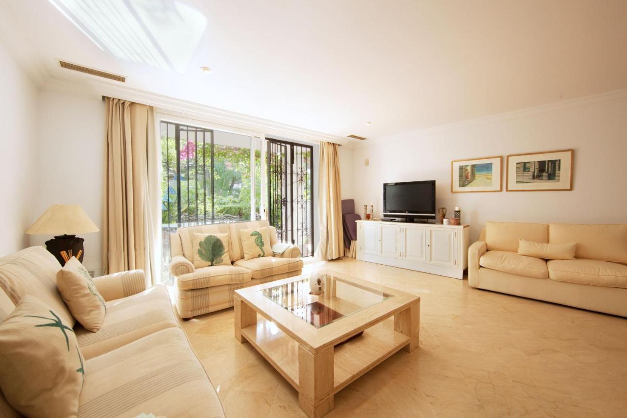White Pearl Beach Elviria Марбелья Экстерьер фото