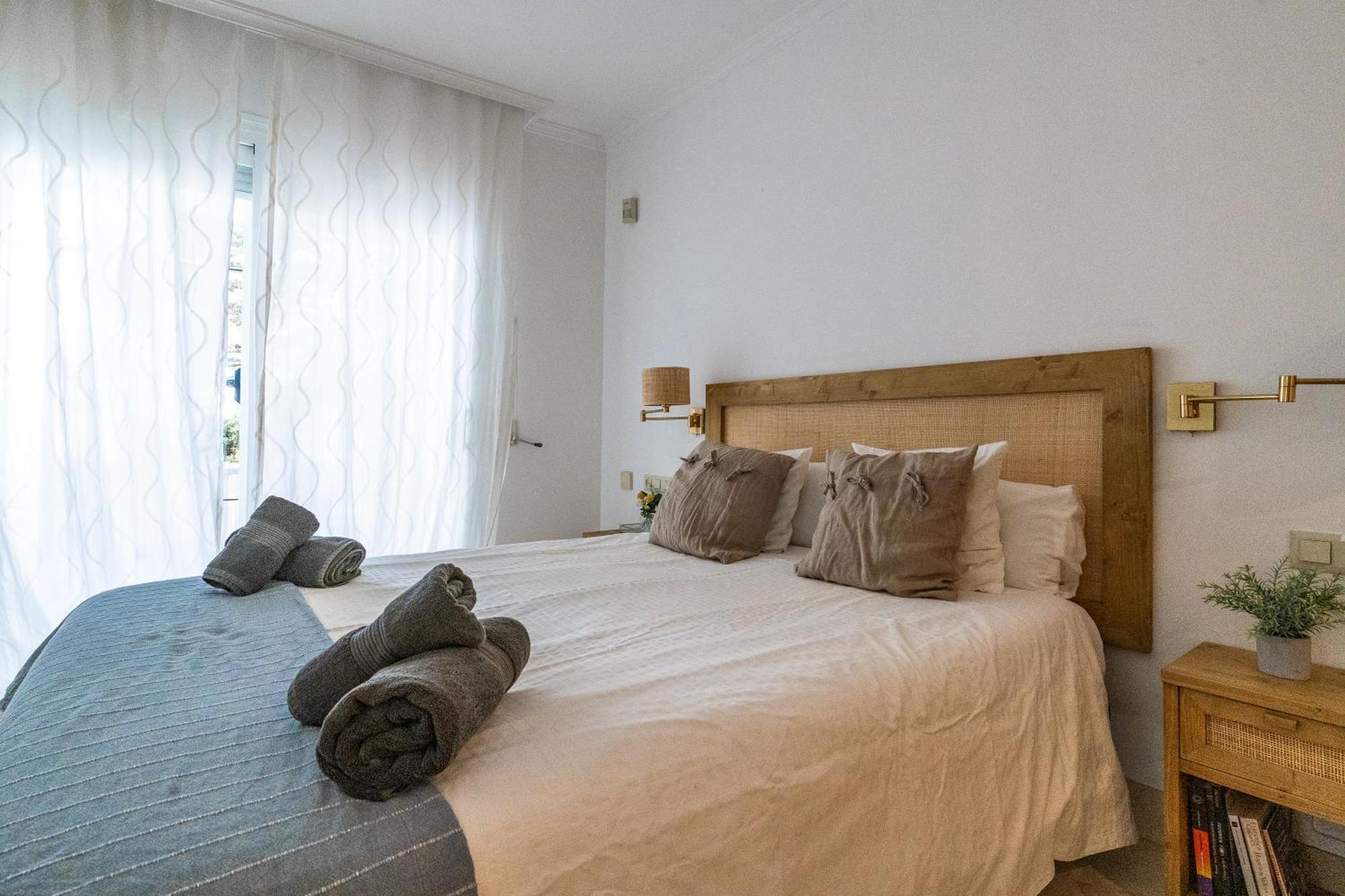 White Pearl Beach Elviria Марбелья Экстерьер фото
